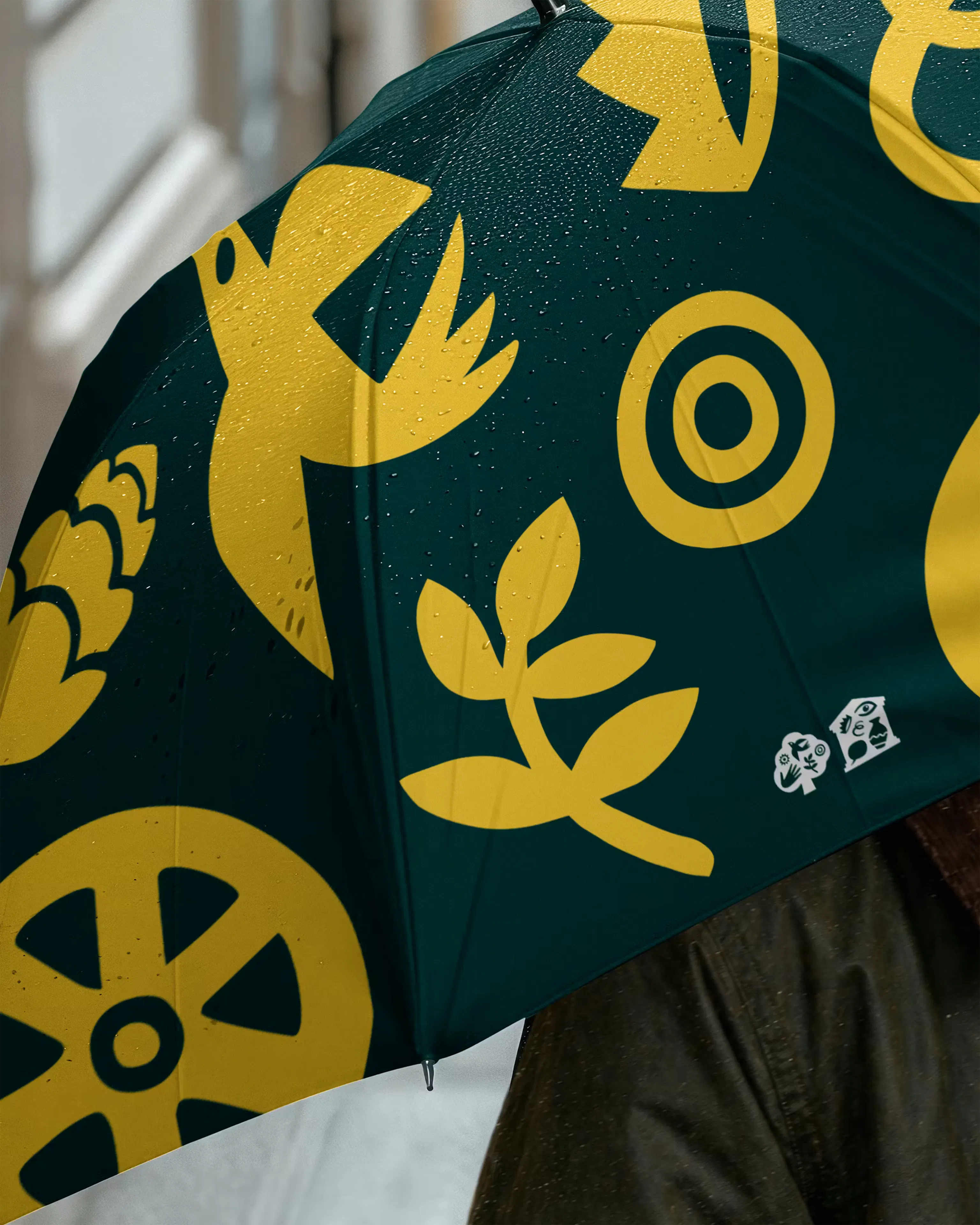 Wiedemann Lampe WL Gunnersbury Park Museum Apparel Umbrella 1 6000px 4x5