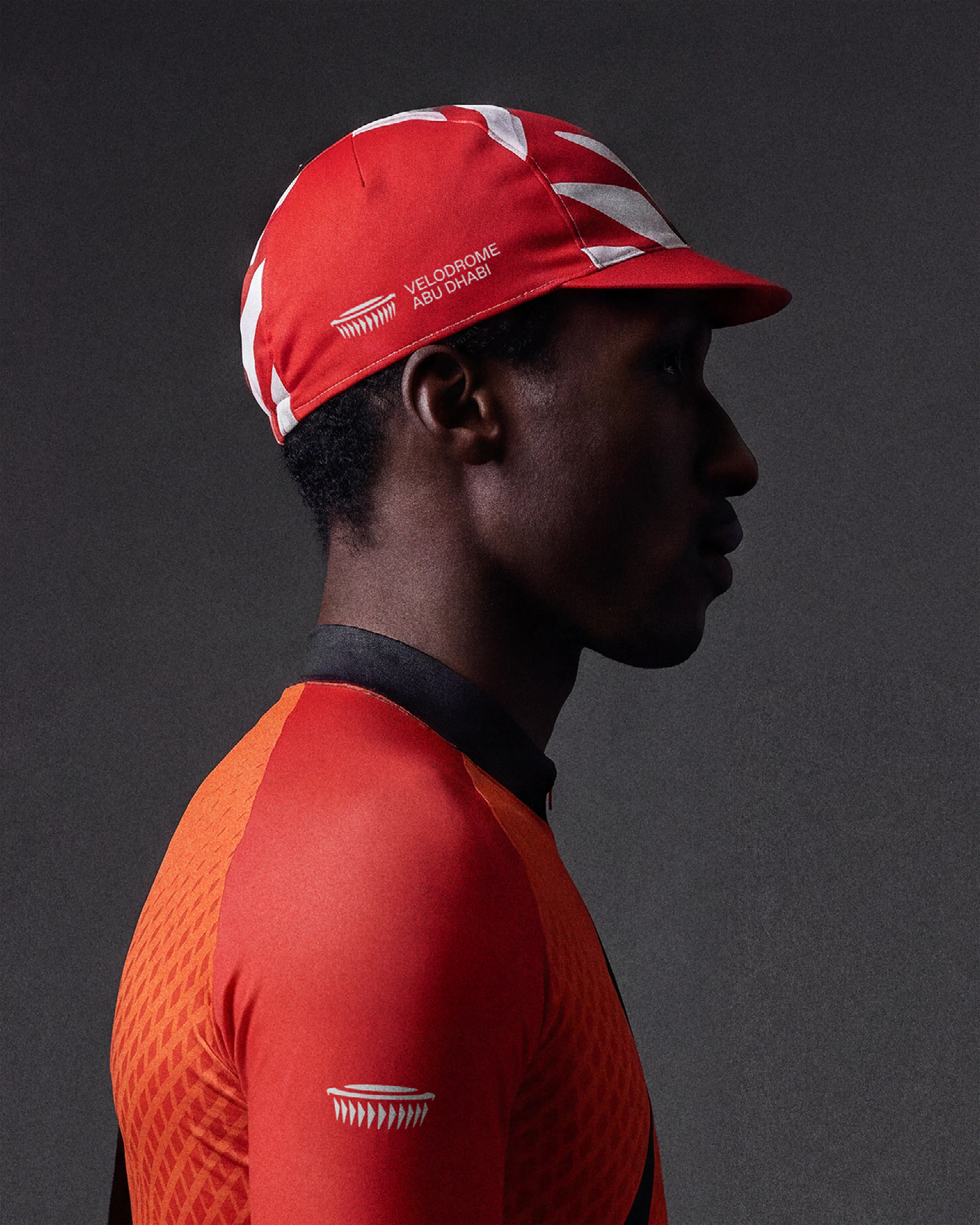 Wiedemann Lampe WL Velodrome Abu Dhabi Apparel 6 6000px 4x5